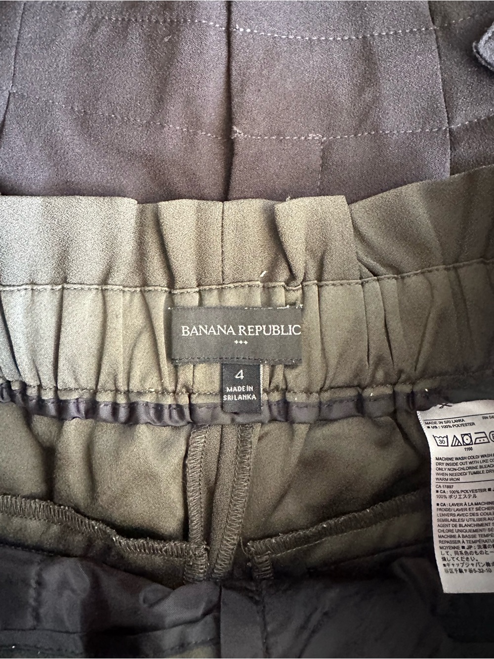 Lot of 3 Banana Republic Chino Shorts Trio - Tan, Olive & Black - Picture 7 of 8